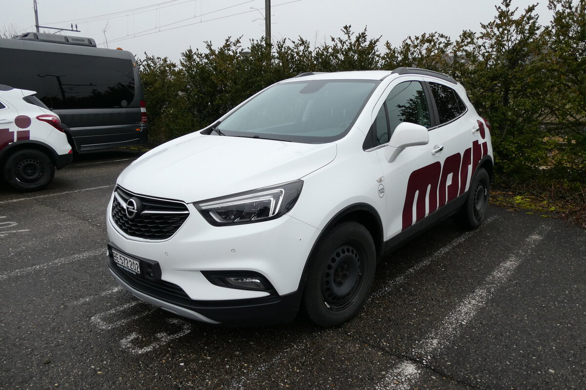 (284'719) - Marti, Kallnach - Nr. 102/BE 572'202 - P�el am 7. Februar 2026 in Kallnach, Car-Terminal