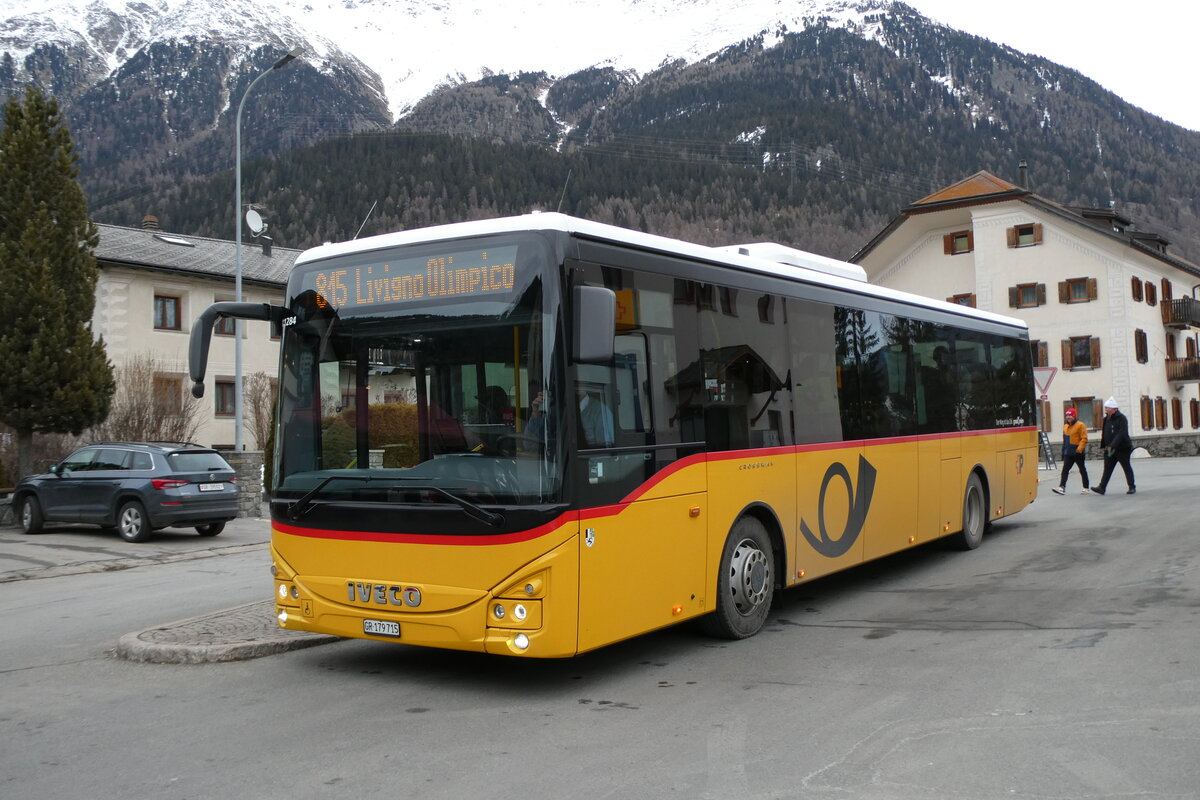 (284'865) - PostAuto Graub�nden - GR 179'715/PID 11'284 - Iveco am 14. Februar 2026 in Zernez, Post