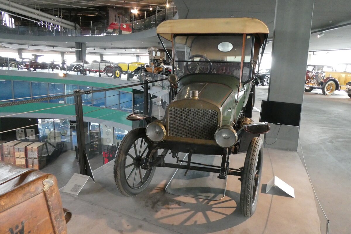 (286'157) - Pantheon Basel, Muttenz - Turicum am 16. April 2026 in Muttenz, Pantheon (Gebaut in Uster)