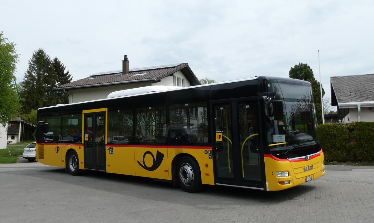 (286'494) - Funi-Car, Biel - Nr. EP27/BE 832'543/PID 12'449 - MAN (ex PostAuto Zentralschweiz Nr. 564; ex Dr. Richard, A-Wien Nr. 1427) am 28. April 2026 in Nods, Garage