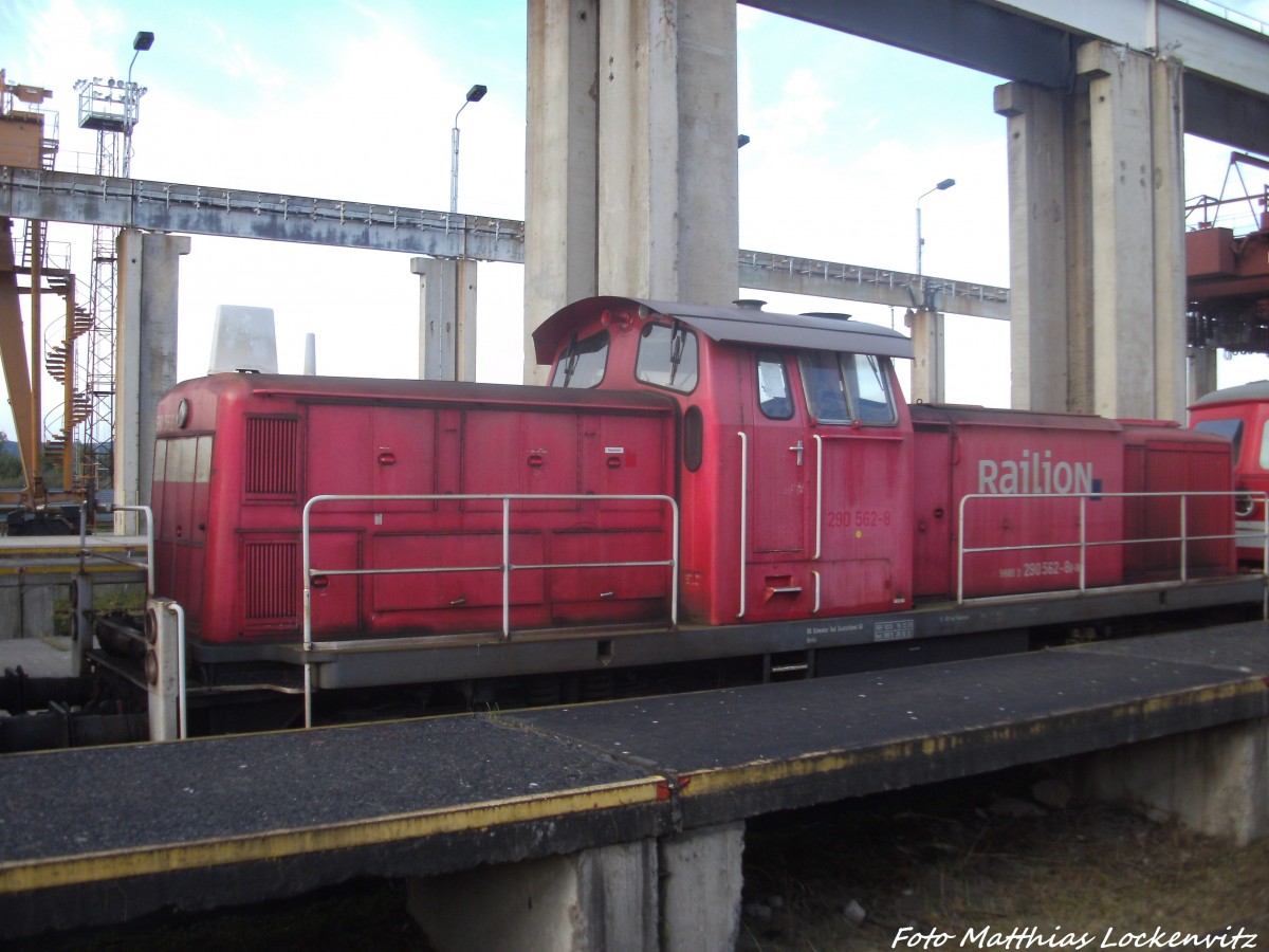 290 562-8 abgestellt in Mukran am 23.8.14