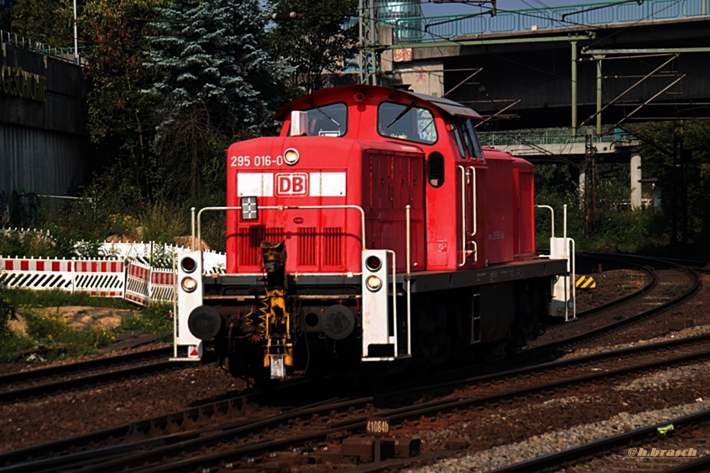 295 016-0 fuhr lz am 16.09.14 durch hh-harburg