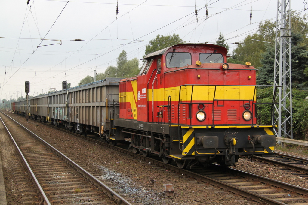 346 811 stellte am 13.08.2016 den Wasserglas-Zug nach Wurzen im Bahnhof Rostock-Bramow bereit.13.08.2016