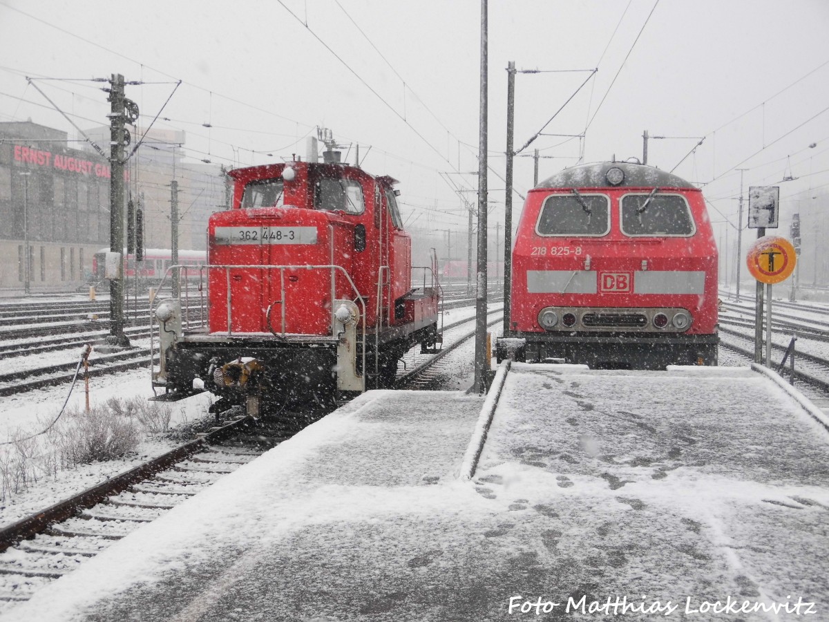 362 448 und 218 825 im Bahnhof Hannover Hbf am 16.1.16