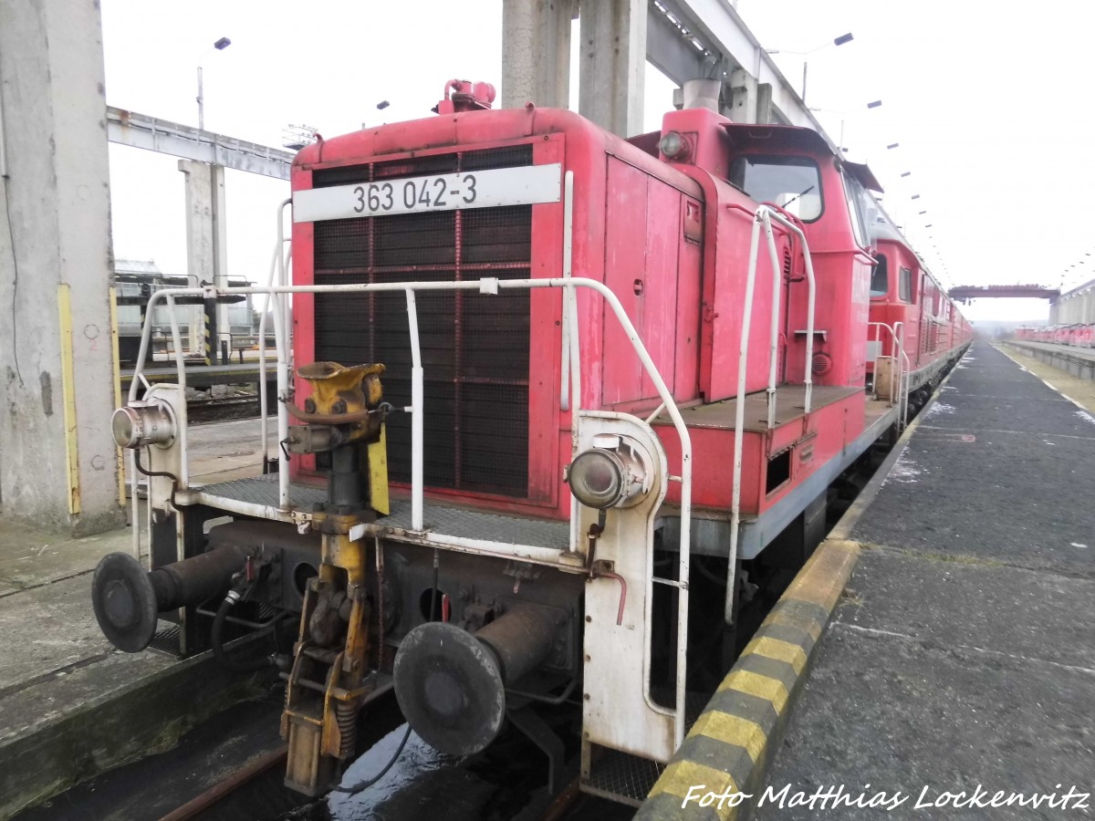 363 042 abgestellt in Mukran/Rgen am 2.1.16