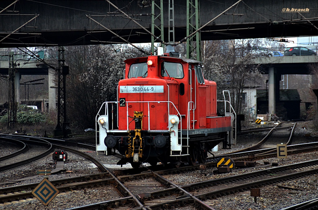 363 044-9 fuhr lz durch hh-harburg,06.01.15