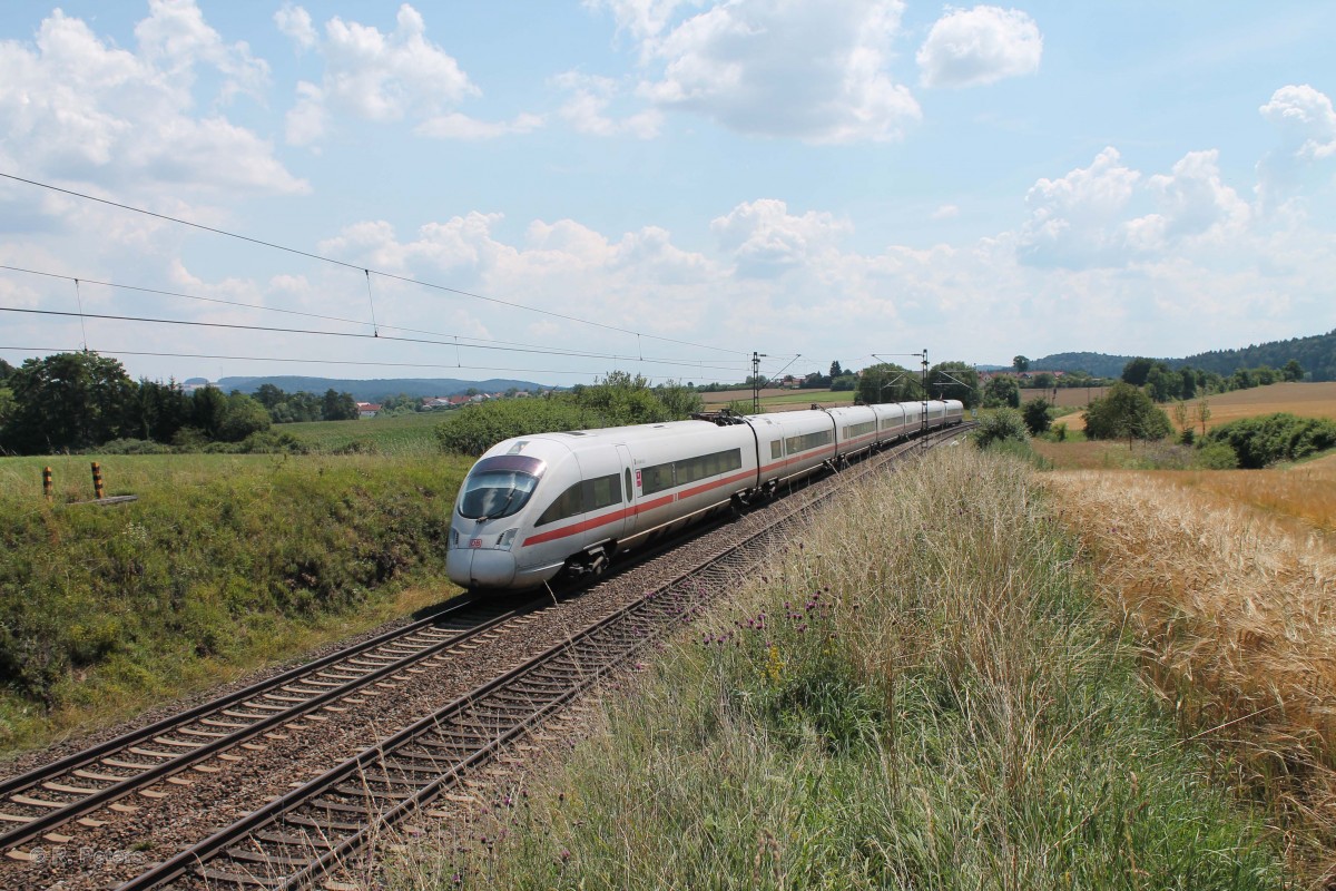 411 006  Innsbruck  als ICE 28 Wien - Dortmund bei Dettenhofen. 23.07.14