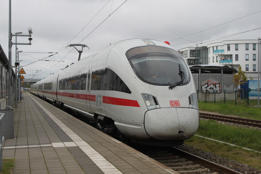 411 559-8  Passau  als ICE 1727(Warnemünde-München)bei der Durchfahrt als Leerzug in Warnemünde Werft.21.09.2019