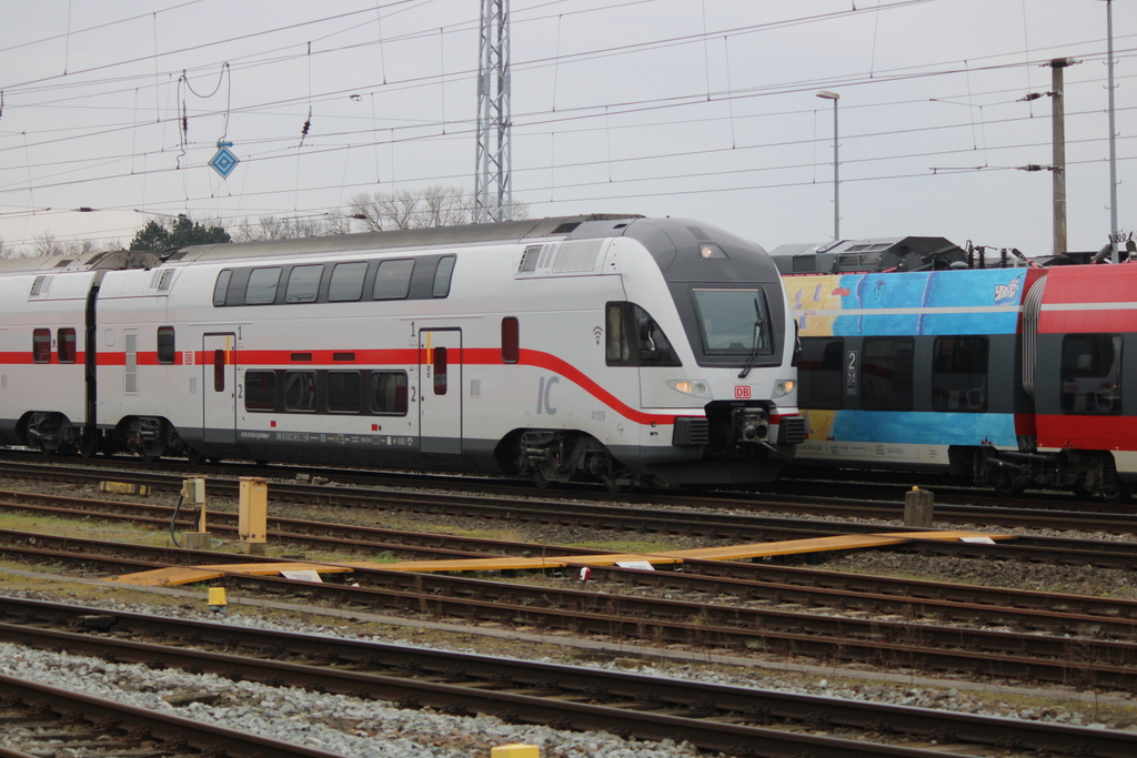 4110 609 am 08.03.2020 im Rostocker Hbf.