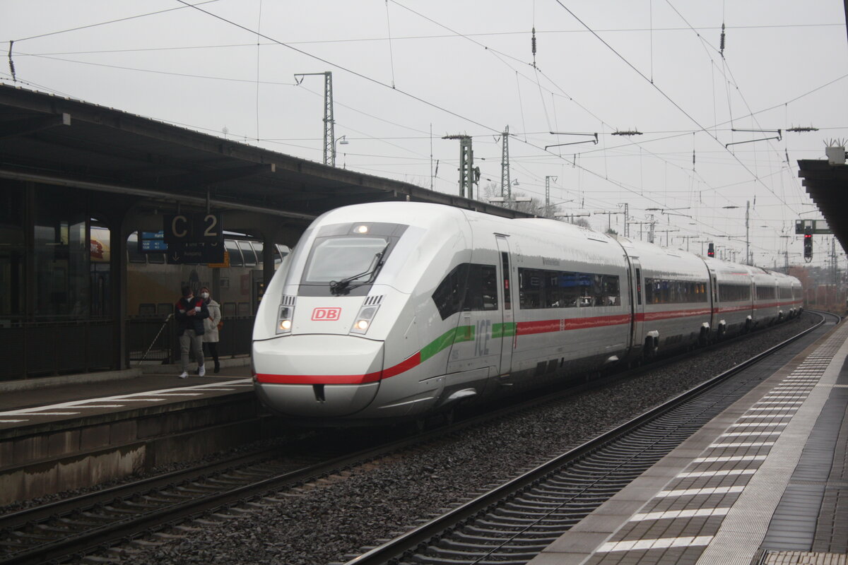 412 XXX im Bahnhof Lneburg am 4.1.22