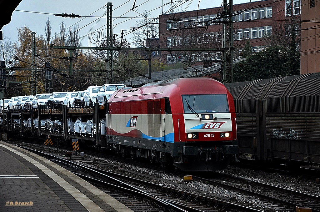 42013 der EVB ist mit einen autozug durch hh-harburg gefahren,28.11.14