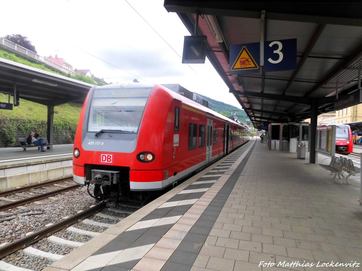 425 117 / 617 im Bahnhof Neustadt (Weinstrae) Hbf am 2.6.16