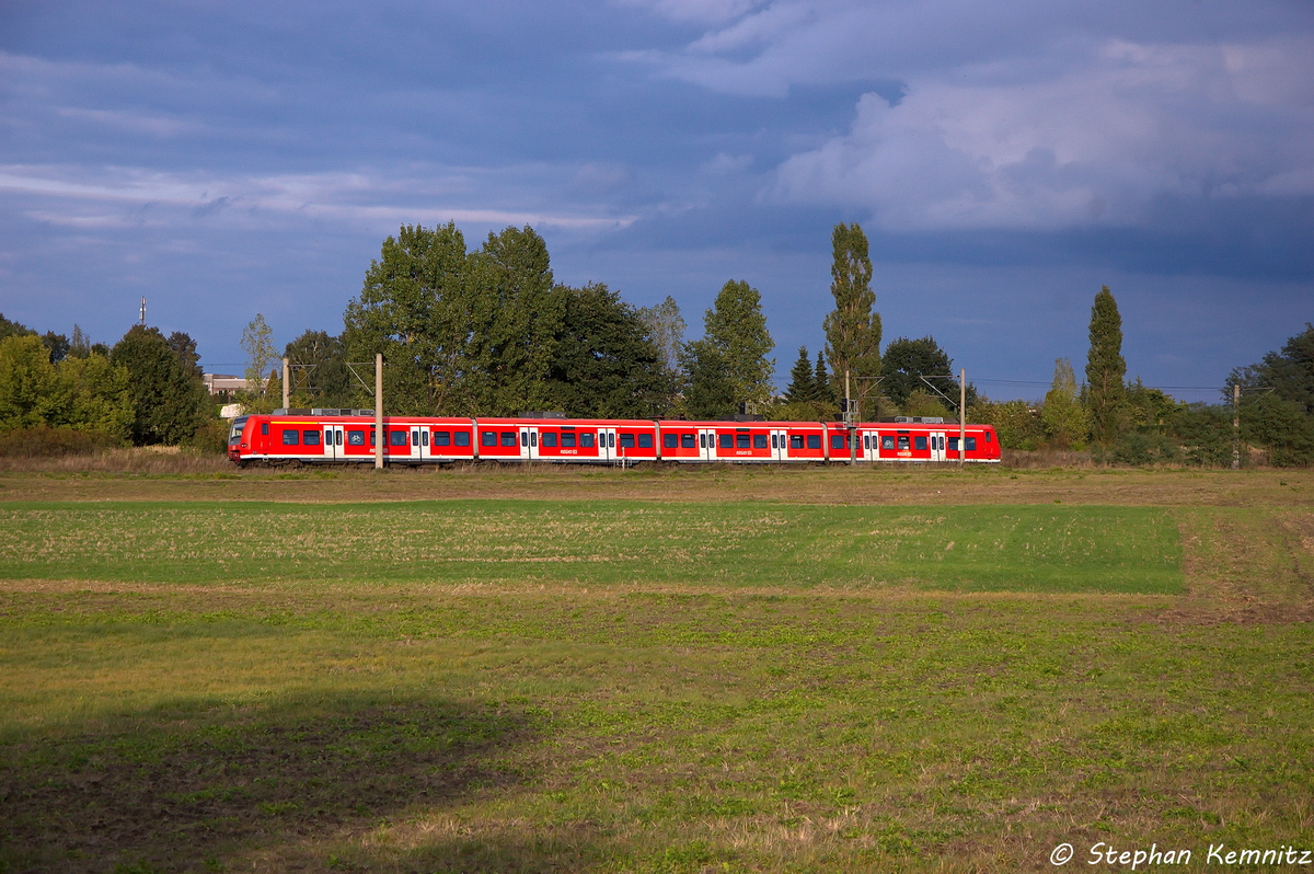 425 XXX als RB30 (RB 17829) von Wittenberge nach Schnebeck-Bad Salzelmen in Stendal(Wahrburg). 21.09.2013