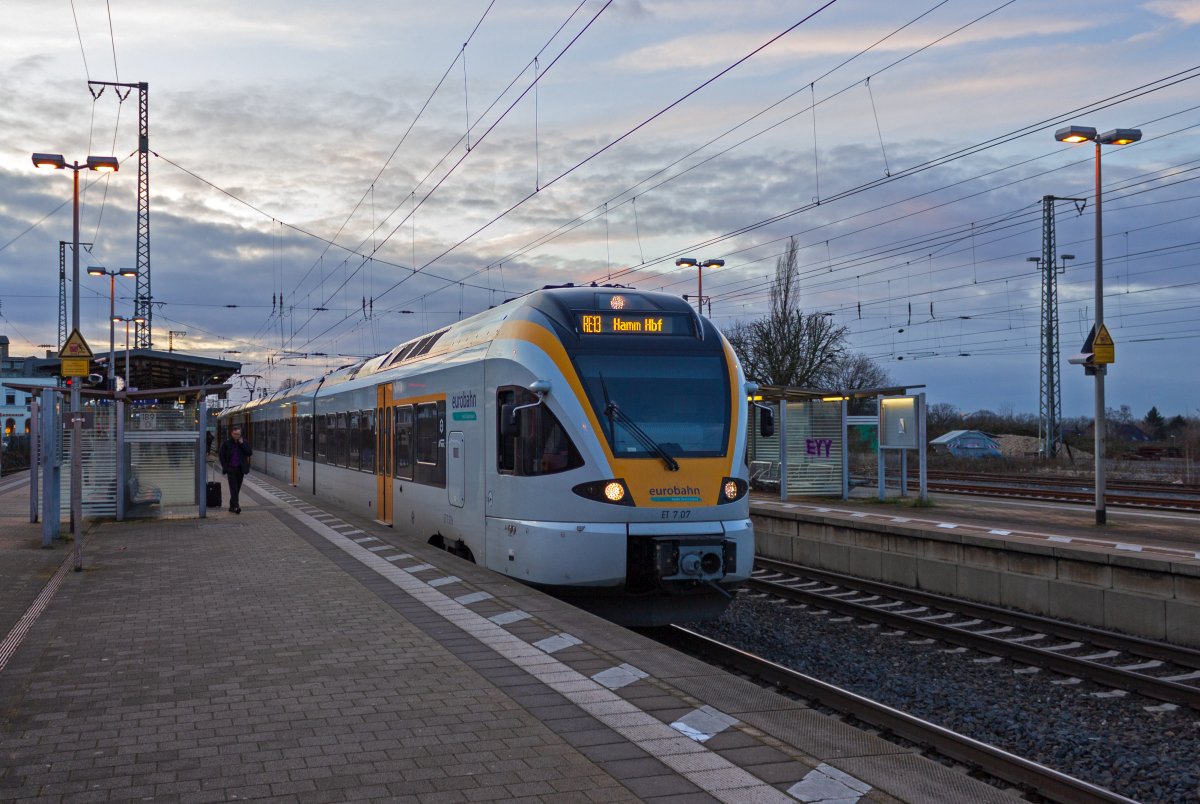 429 012 von keolis steht am 13.02.2020 abfahrbereit im Bahnhof Unna und beginnt gleich die letzte Etappe der Fahrt nach Hamm.