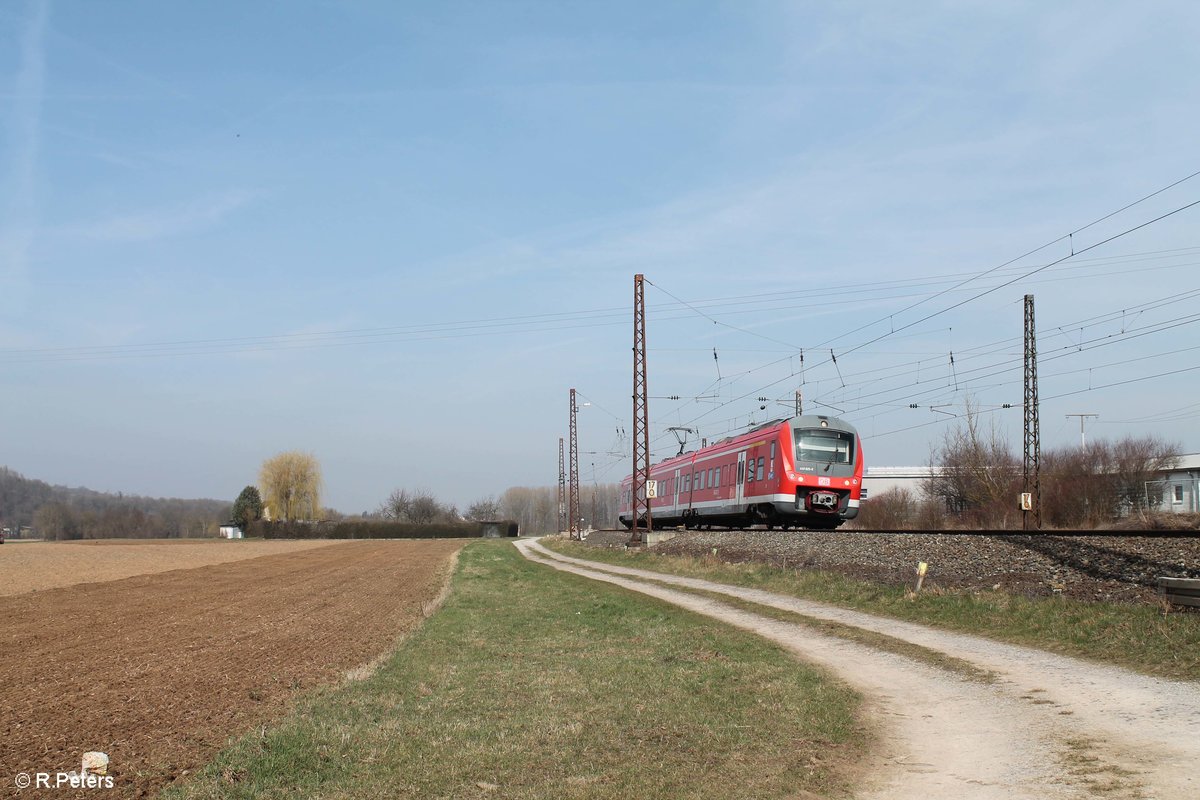 440 325/825 fährt in Retzbach-Zellingen als RB 58035/58037 Schlüchtern - Schweinfurt/Bamberg ein. 16.03.17