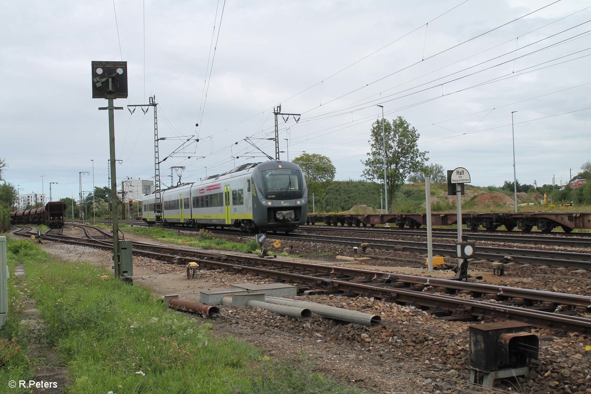 440 909 zieht als ag86783 Ingolstadt - Eggmühl bei Regensburg Ost vorbei. 19.08.17