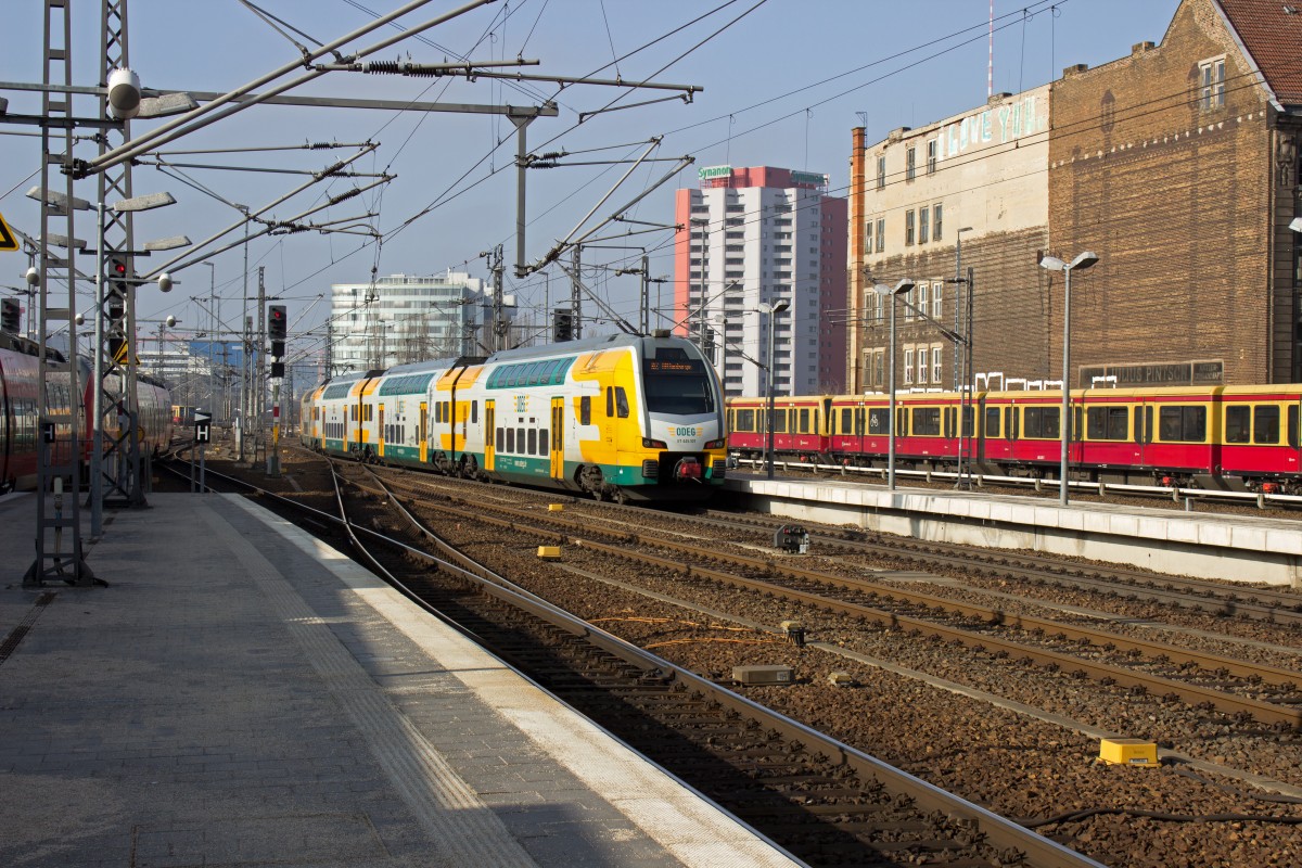 445 101 der ODEG verlässt am 13.02.2015 als RE2 nach Wittenberge den Berliner Ostbahnhof.