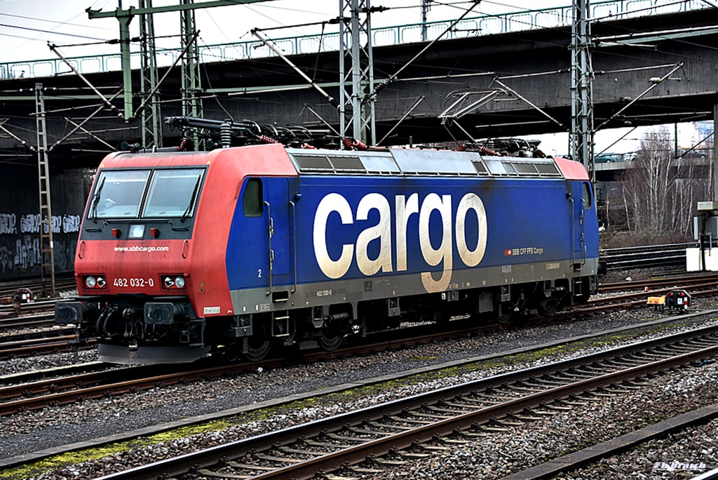 482 032-0 war abgestellt beim bf hh-harburg,15.01.16