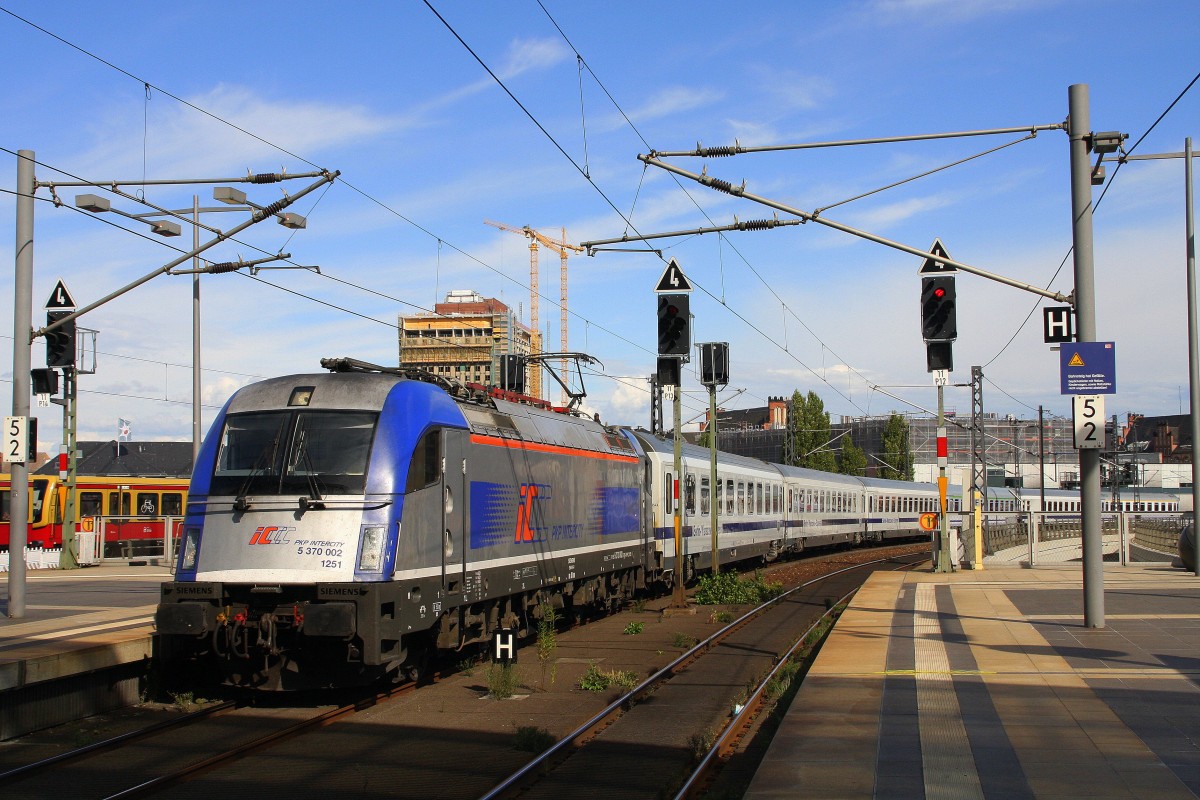 5 370 006 mit EuroCIiy aus Warszawa Wschodnia am 27.08.2014 in Berlin Hbf