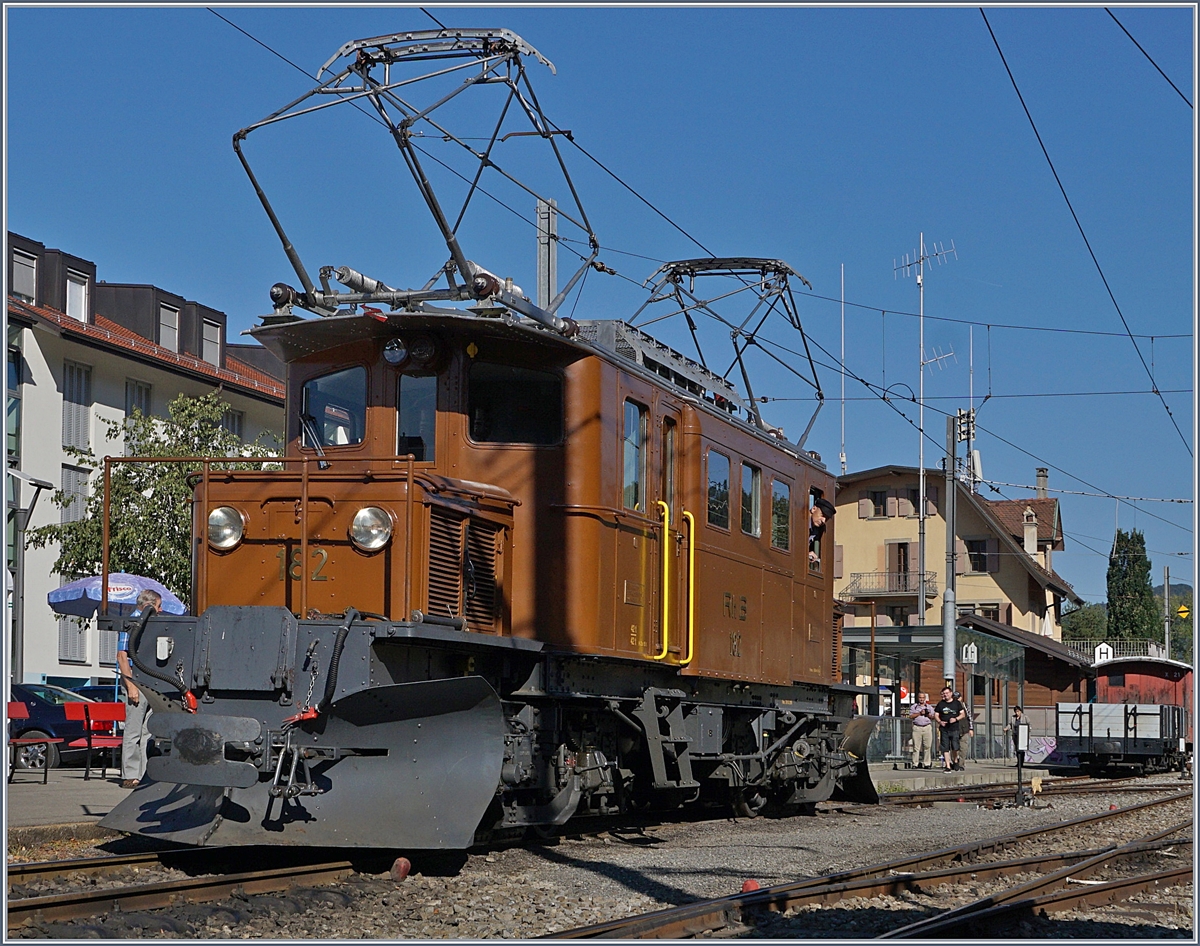 50 Jahre Blonay Chamby - MEGA BERNINA FESTIVAL: Das RhB Berninabahn Krokodil Ge 4/4 182 in Blonay.
9. Sept. 2018