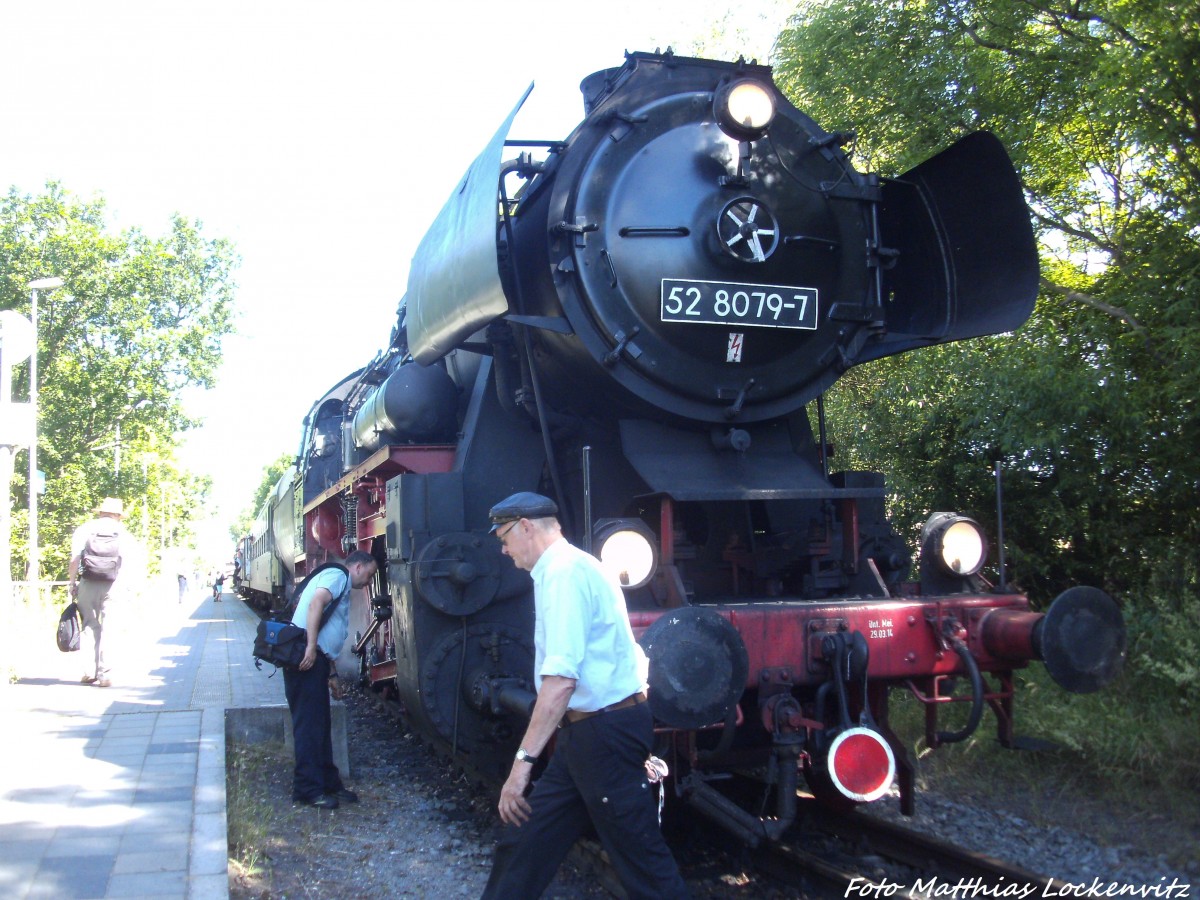 52 8079 im Bahnhof Lauterbach Mole am 15.6.14