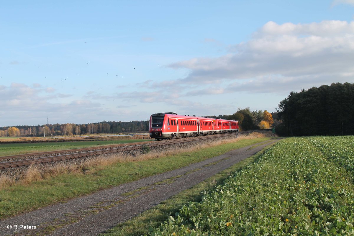 612 052 kommt bei Oberteich als RE 3696 Regensburg - Hof 29.10.16