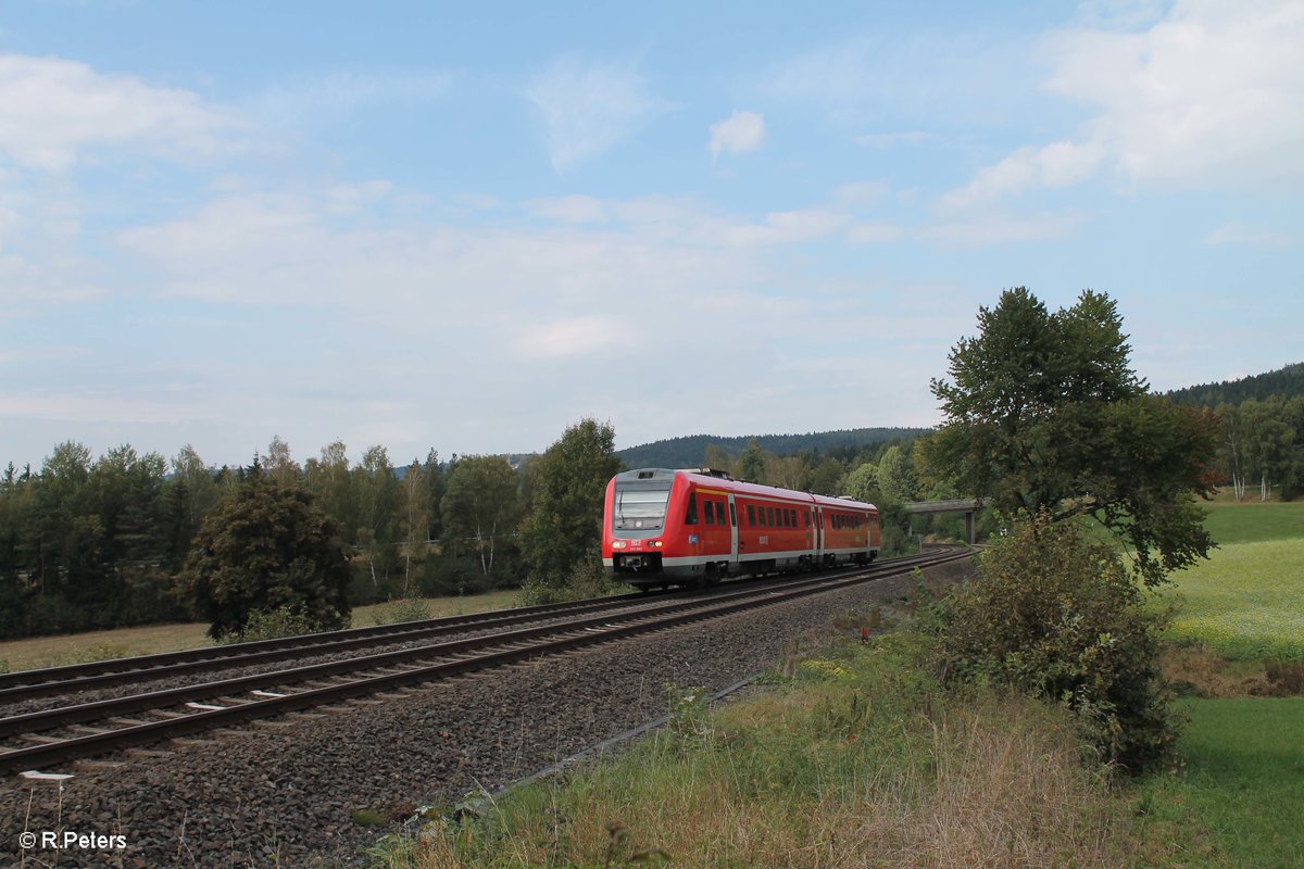 612 082 rollt als RE 5287 Nürnberg - Cheb bei Aign. 30.09.16