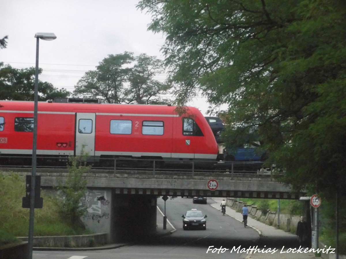 612 XXX vor der Einfahrt zum SFW in Delitzsch am 28.8.15