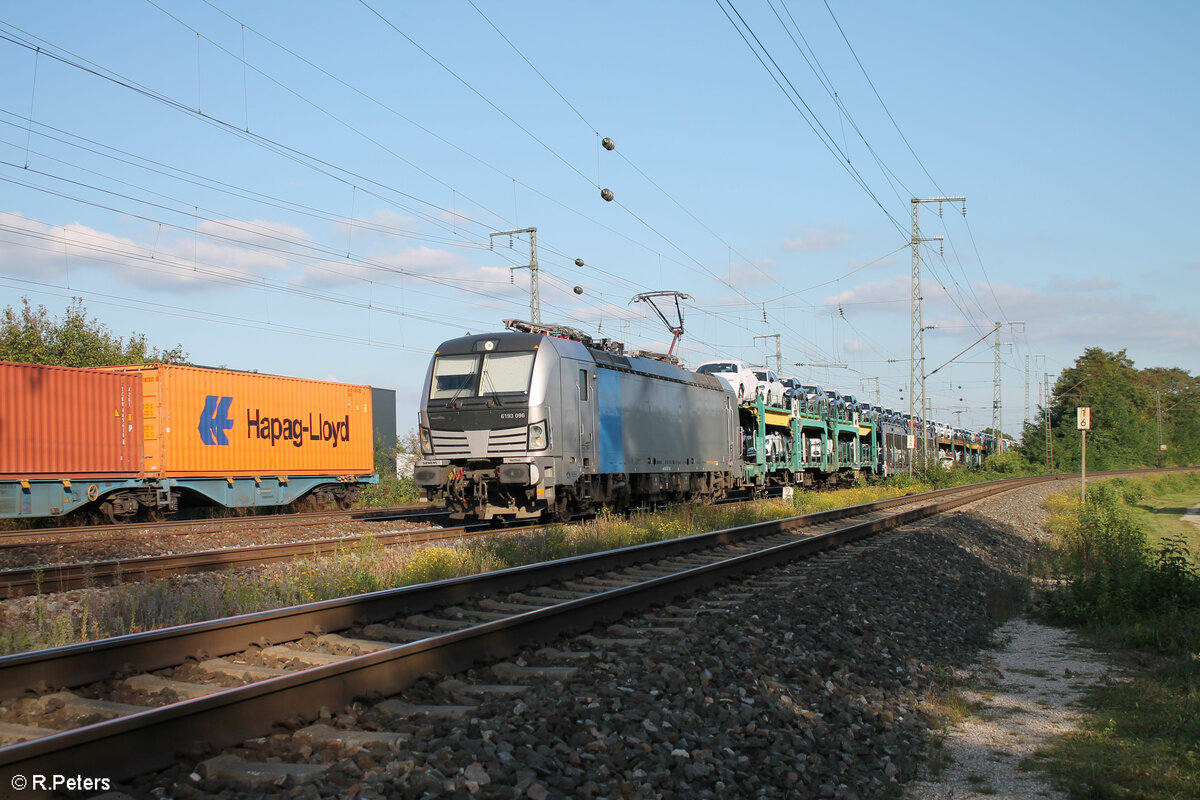 6193 096 mit einem Autotransportzug in Nrnberg Hohe Marta. 27.09.23