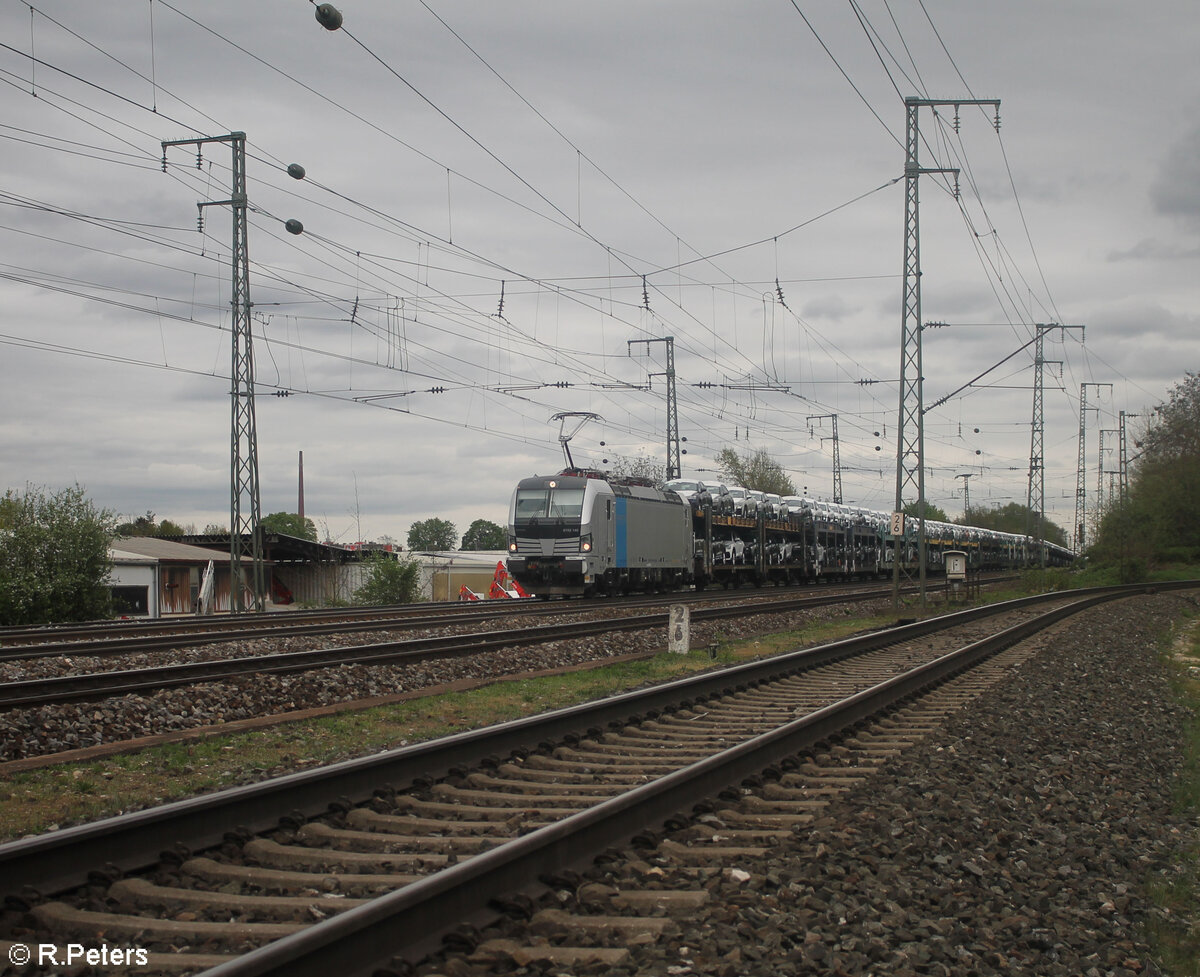 6193 140 zieht ein Autotransportzug durch Nürnberg Hohe Marter. 09.04.24