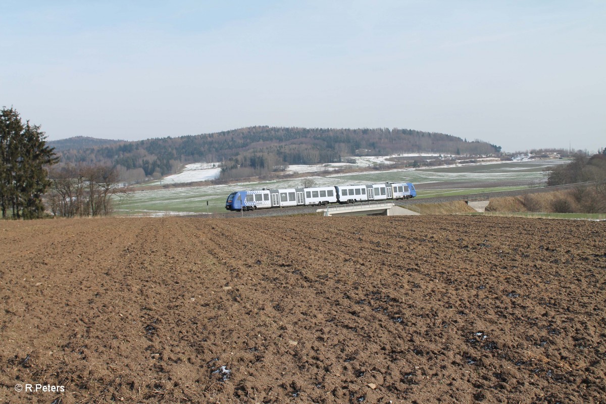 622 409 als OPB79722 Regensburg - Marktredwitz bei Lengenfeld. 27.02.16