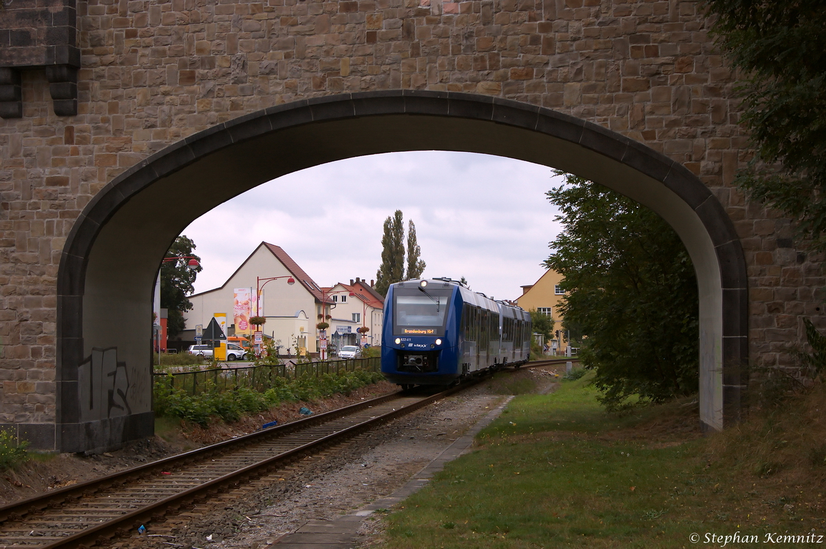 622 411-6 vlexx GmbH als RB51  ODEG  (RB 68861) von Rathenow nach Brandenburg Hbf, bei der Einfahrt in den Haltepunkt Premnitz Zentrum früher Premnitz Süd. 12.09.2014 (Fotostandpunkt war neben einem Beschrankter Bahnübergang gewesen)