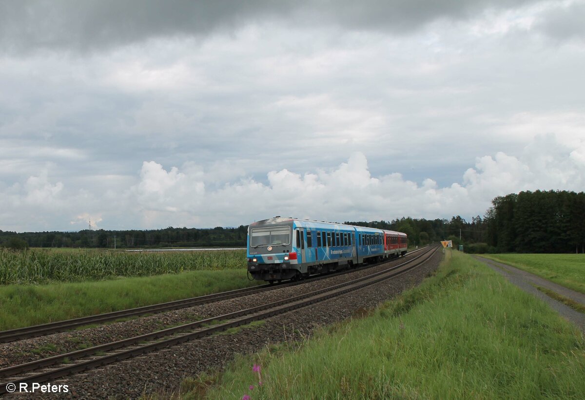 628 423 und 628 591  Pfarrkirchen  auf Überführungsfahrt nach Chemnitz bei Oberteich. 29.08.21