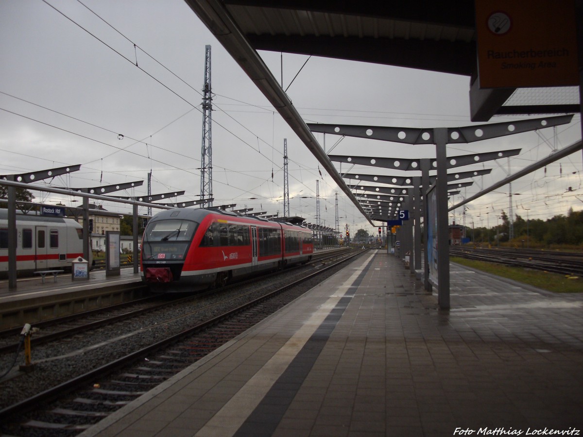 642 059/559 als RB12 mit ziel Graal-Mritz bei der Ausfahrt aus Rostock Hbf am 27.9.13