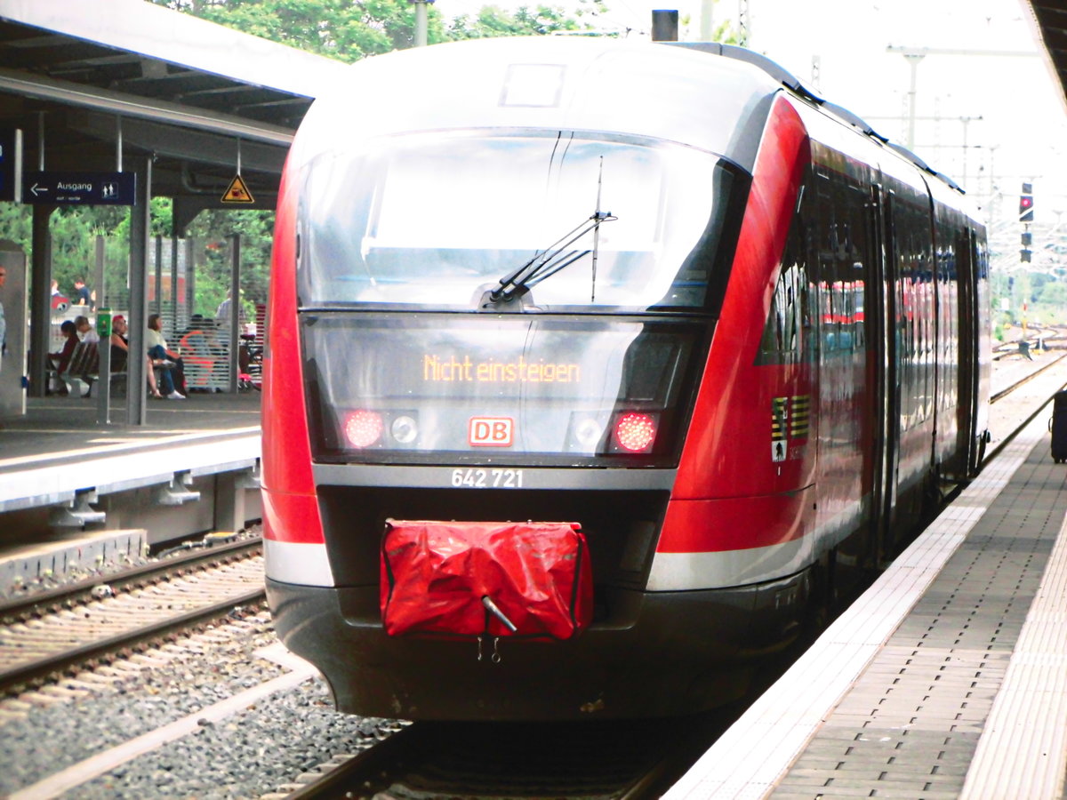 642 721 im Bahnhof Magdeburg Hbf am 1.6.18