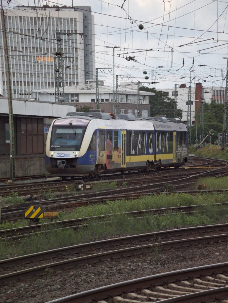 648 092 wirbt für Urlaub auf Langeoog. Am 21.08.14 fuhr als NWB aus Osnabrück in Bremen ein.