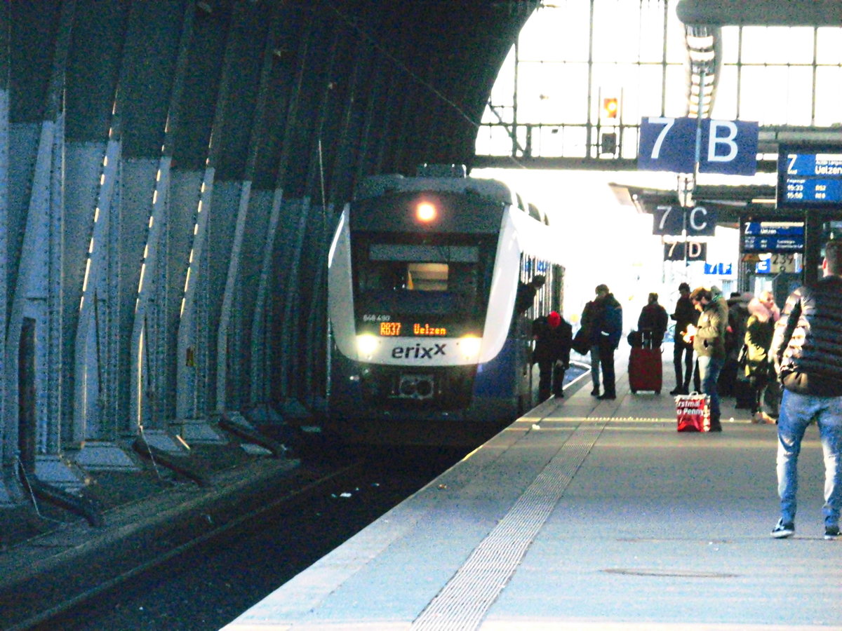 648 490/990 vom Erixx mit ziel Uelzen im Bremer Hbf am 7.1.18