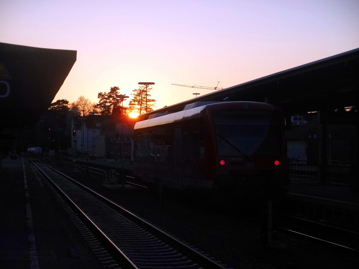 650 XXX im Bahnhof Friedirchshafen Stadt am 9.4.17