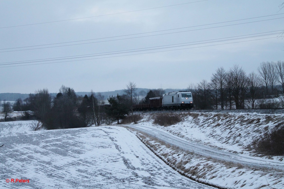 76 111 mit dem 48390 XTCH - Könitz Schrottzug bei Brand. 28.02.15