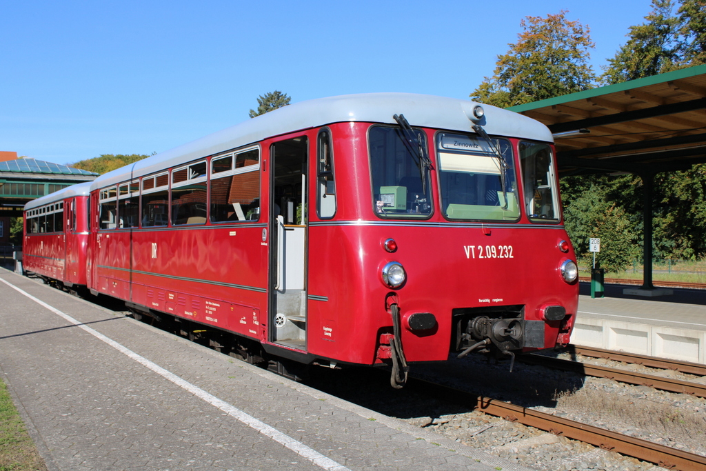 772 132-6+772 171-4 von Köstner Schienenbusreisen stand am 09.10.2021 im Seebad Heringsdorf. 