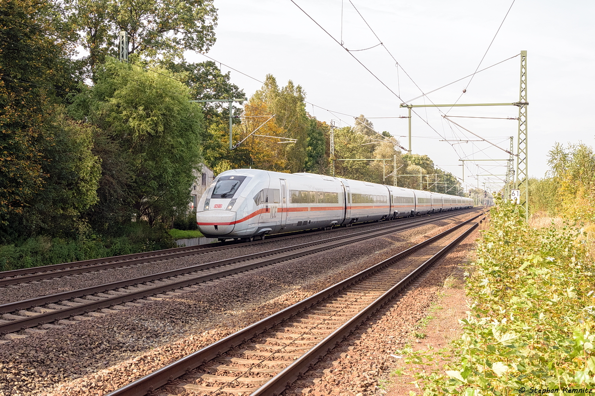 9001 (412 001-8) als ICE 901 von Hamburg-Altona nach Berlin Südkreuz in Friesack. 30.09.2017