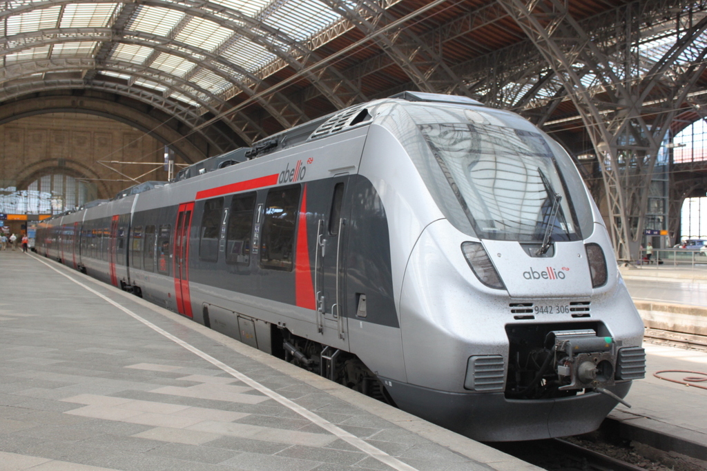 9442 906 am 21.07.2016 in Leipzig Hbf