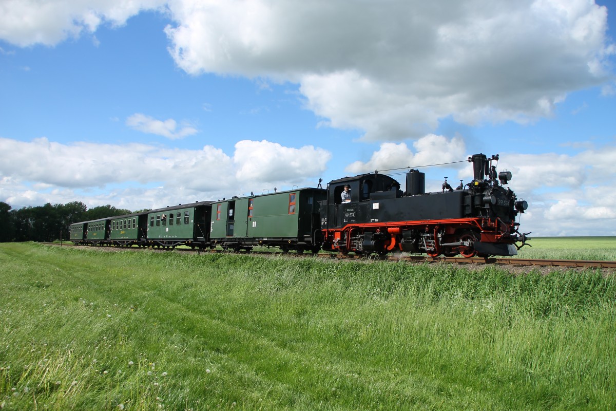 99 1574 kurz vor der Einfahrt in Nauendorf.