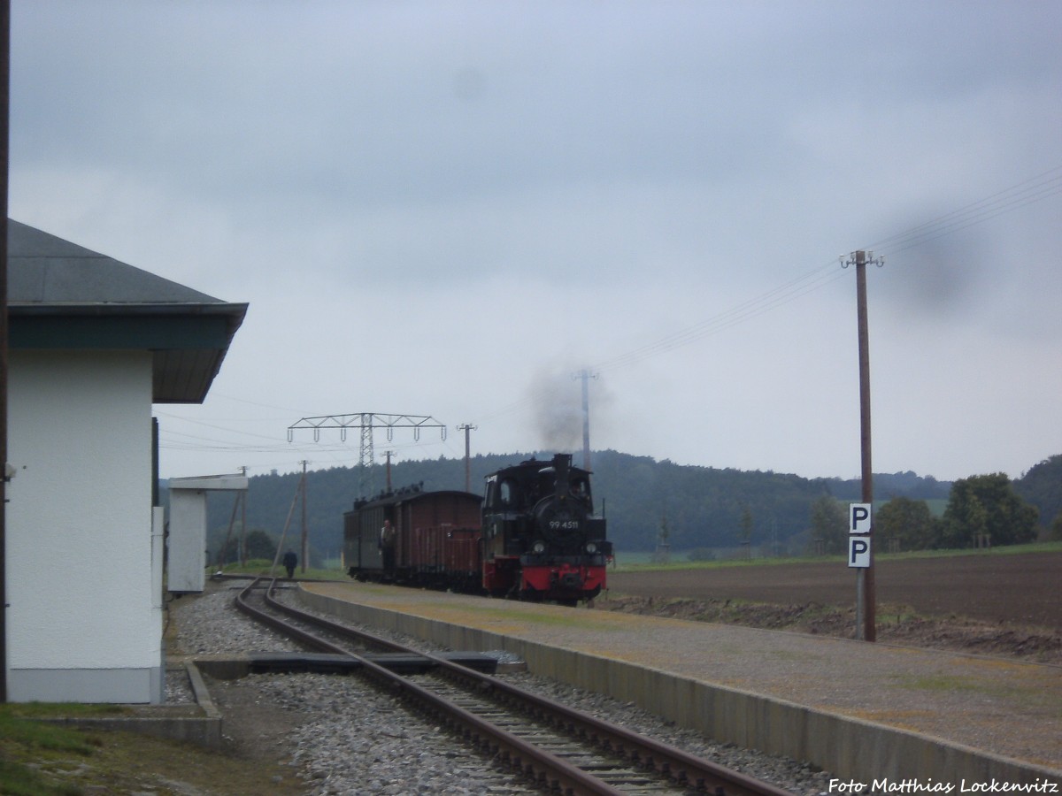 99 4511 mit dem Sonderzug-GmP beim einfahren in den Hp. Seelvitz am 12.10.14