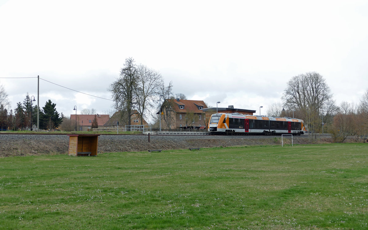 abellio 1648 916 als RB 80551 von Wangen nach Naumburg Ost, am 08.04.2021 in Balgstädt. (Foto: Wolfgang Krolop)