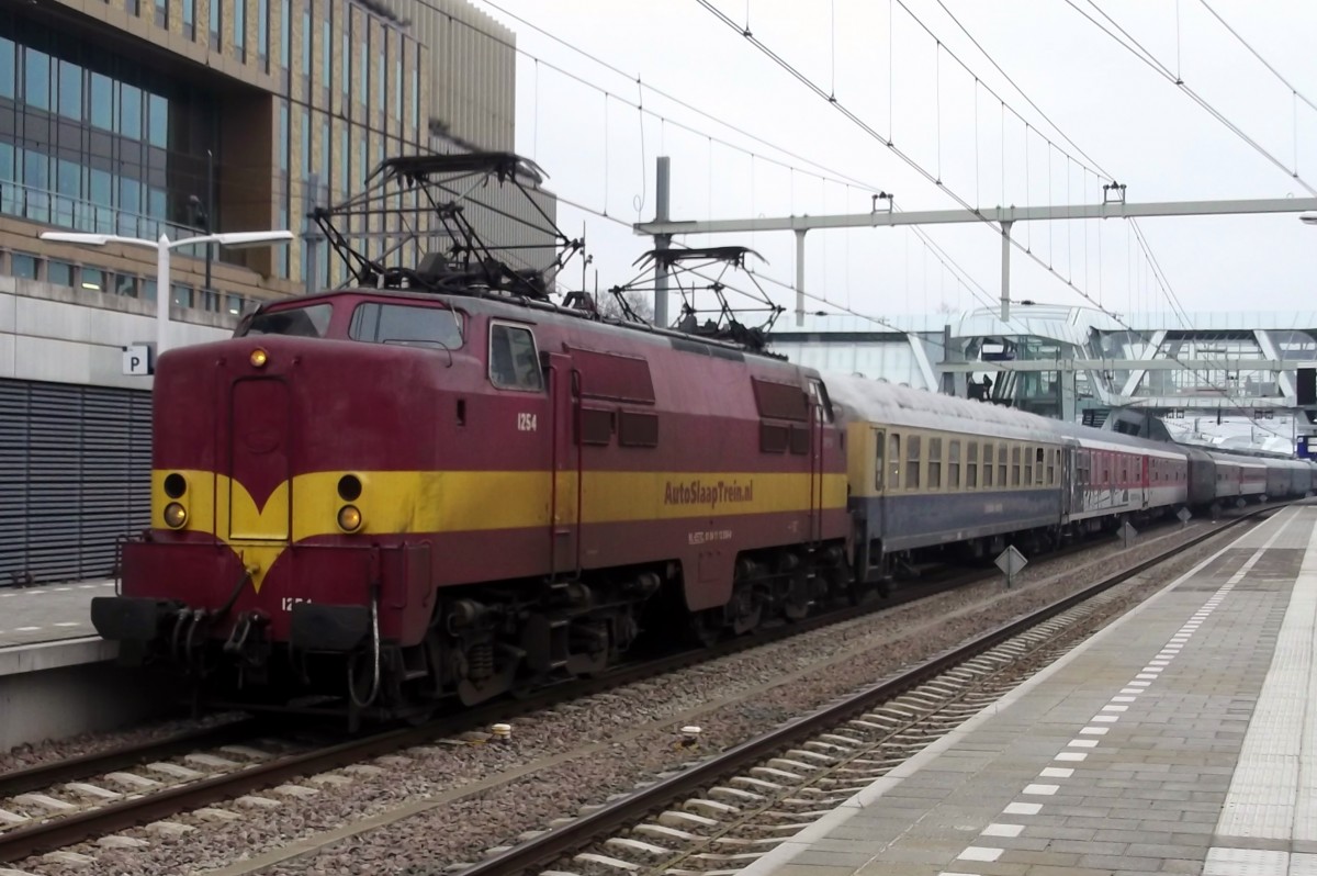 ACTS/EETC 1254 treft am 15 Mrz 2015 in Arnhem Centraal ein.