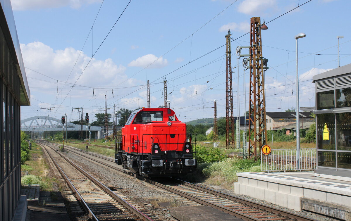 Alstom 90 80 1002 045-5 D-ALS als Tfzf Richtung Bad Kösen, am 17.07.2023 in Naumburg (S) Hbf.