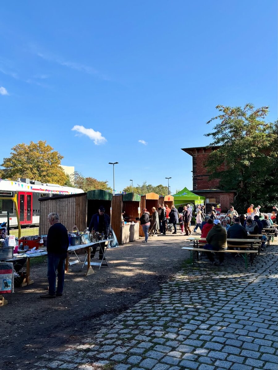 Am 03.10.2025 wurde in Ro�leben das 20. Unstrutbahnfest und das 20-j�hrige Bestehen der IG Unstrutbahn e.V. gefeiert. (Foto: Philipp Spannemann)