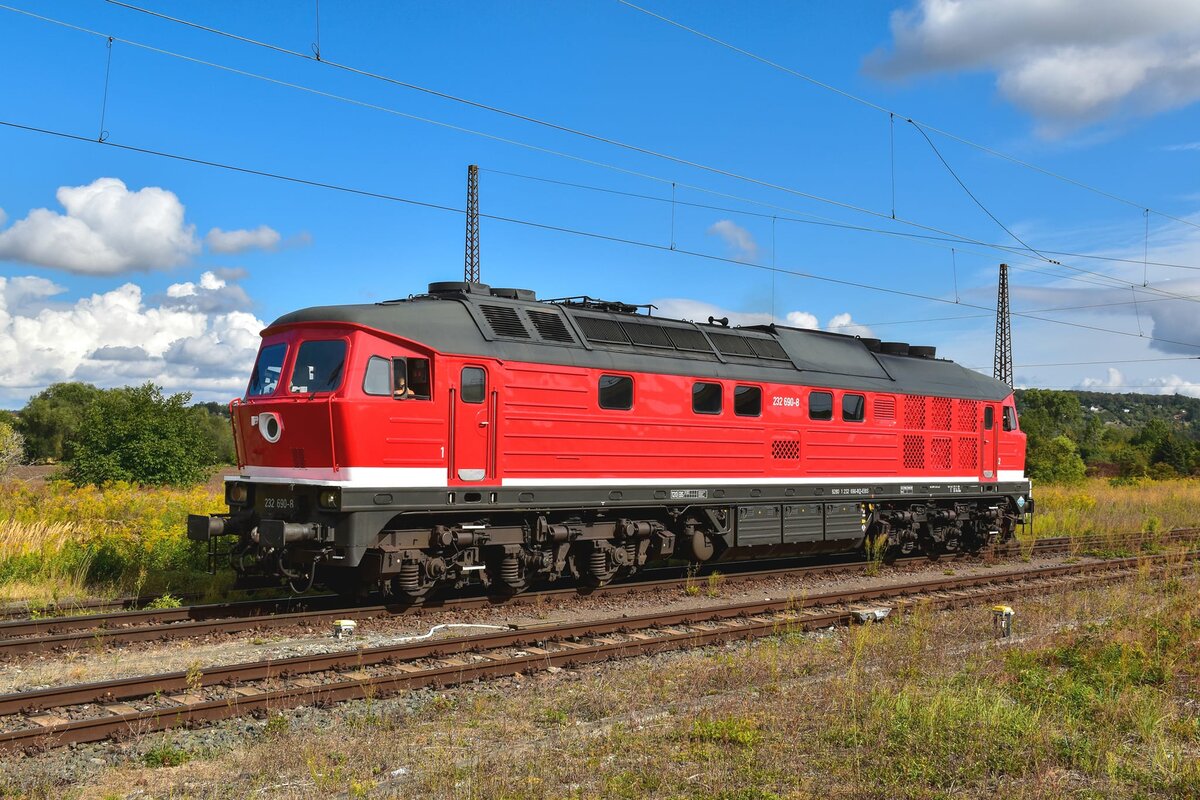 Am 12.09.2024 zeigte sich die frisch lackierte EBS 232 290-8 nach in ihrer Ankunft aus Karsdorf in Naumburg (S) Hbf. (Foto: Maik K�hler)