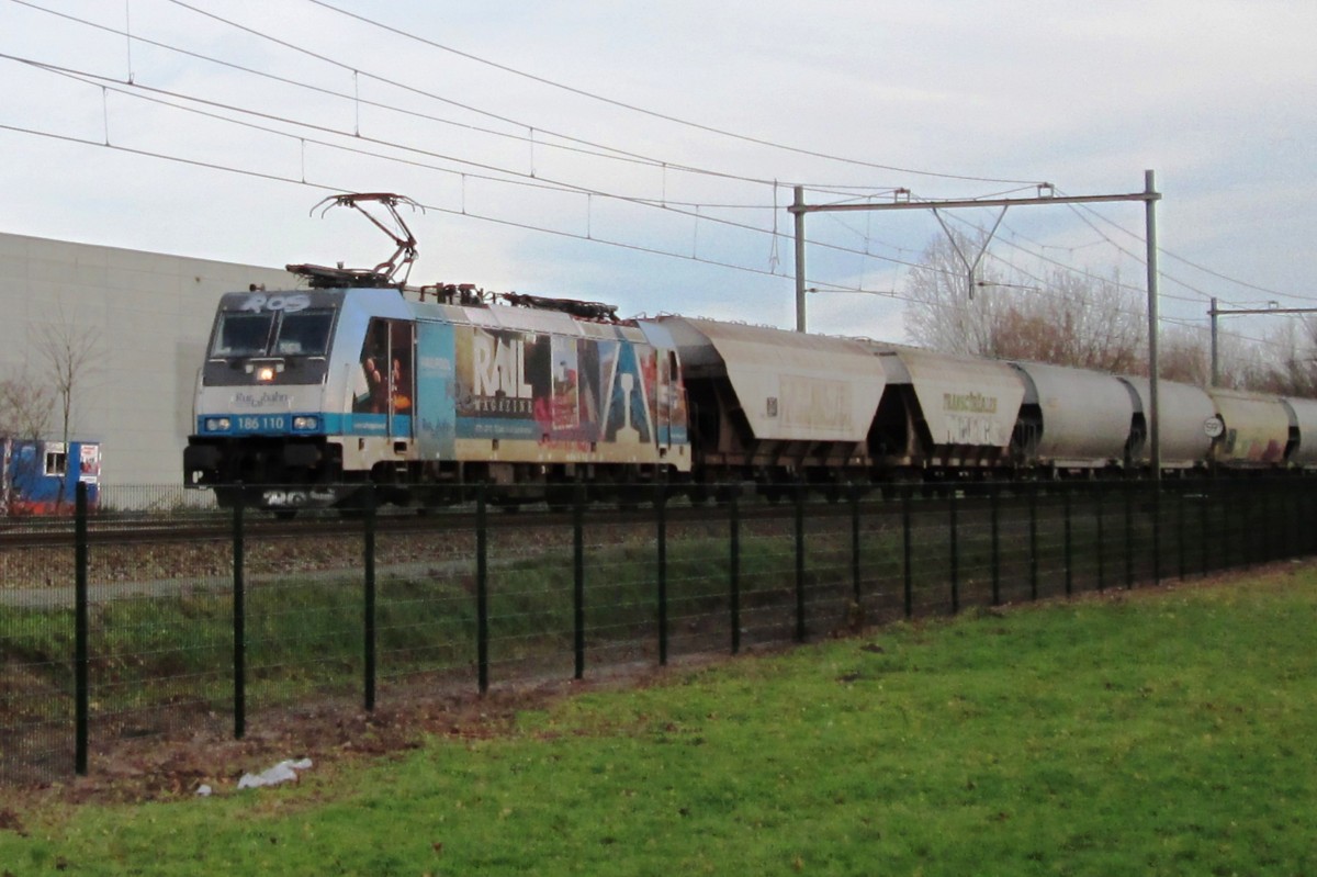 Am 13 Dezember 2013 durchfahrt RTB 186 110 Wijchen.